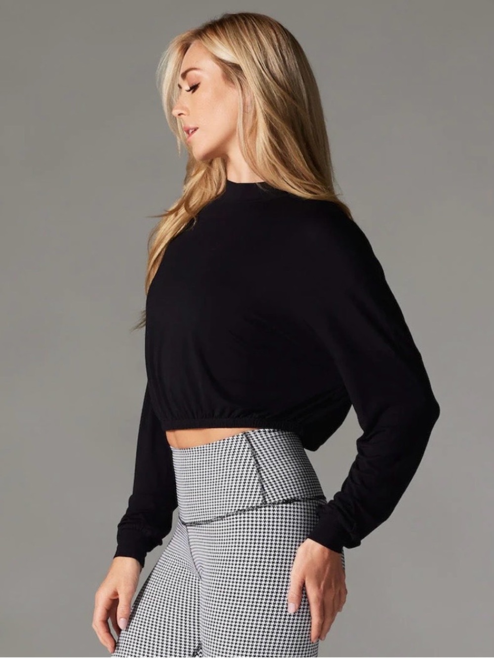 TAVI Voyage Long Sleeve Mock Neck Tee Solid Black Medium - Picture 3 of 7